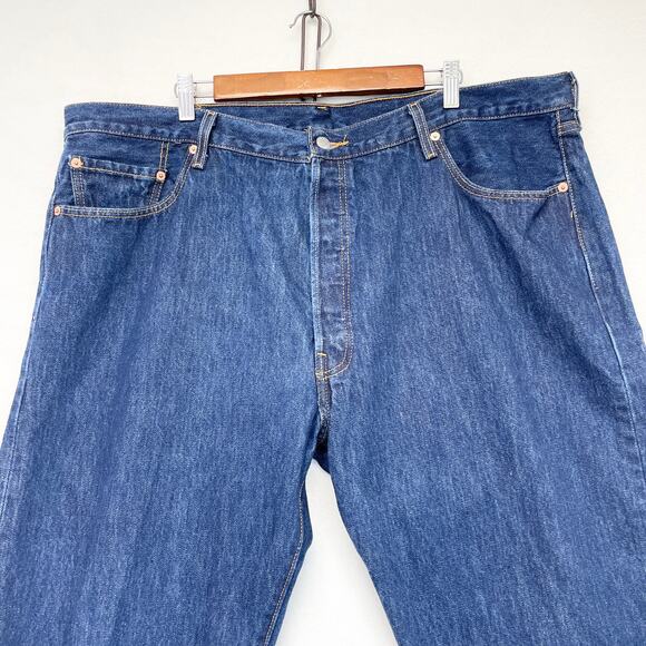 VTG Levis 501 Jeans Mens 44x32 Button Fly Straight Leg Classic Cotton 2004 - Picture 3 of 10